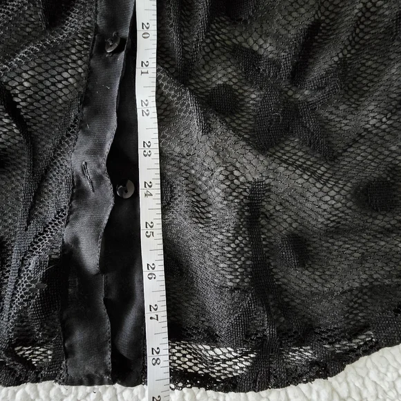 Effeci Black  Floral Mesh Button Up Blouse Size M - Picture 8 of 10